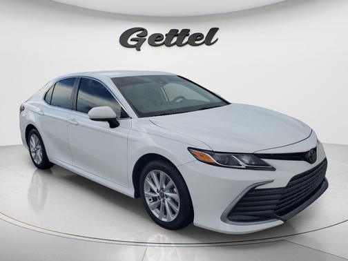 Ice Cap 2024 Toyota Camry LE