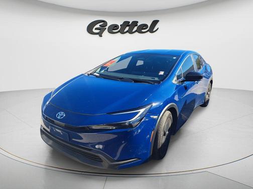 2025 Toyota Prius LE