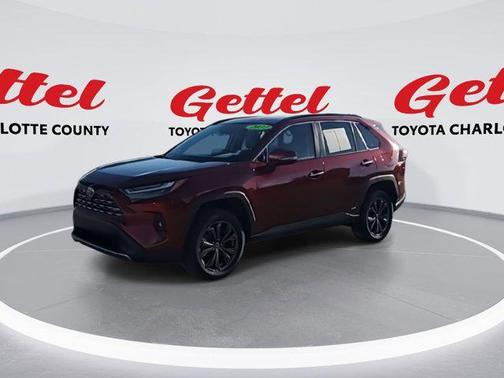 2023 Toyota RAV4 Hybrid SE