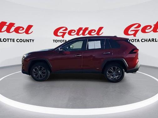 2023 Toyota RAV4 Hybrid SE