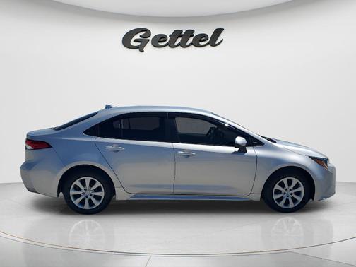 Classic Silver Metallic 2025 Toyota Corolla LE
