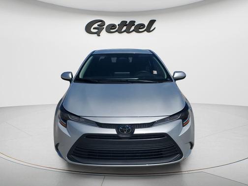 Classic Silver Metallic 2025 Toyota Corolla LE