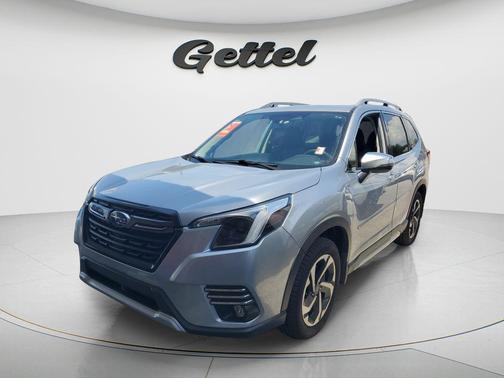 Ice Silver Metallic 2022 Subaru Forester Touring