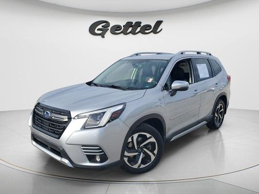 Ice Silver Metallic 2022 Subaru Forester Touring