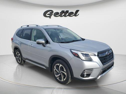 Ice Silver Metallic 2022 Subaru Forester Touring
