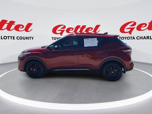 2021 Nissan Kicks SR