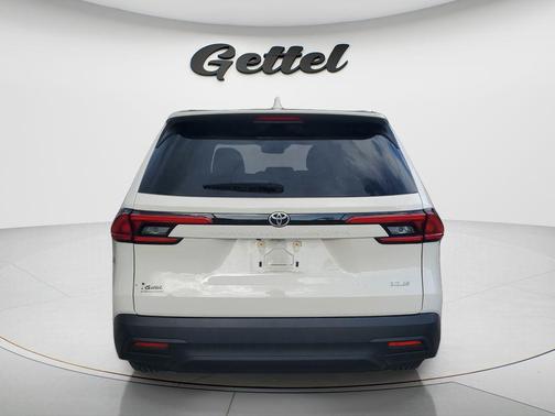 Coastal Cream 2024 Toyota Grand Highlander XLE