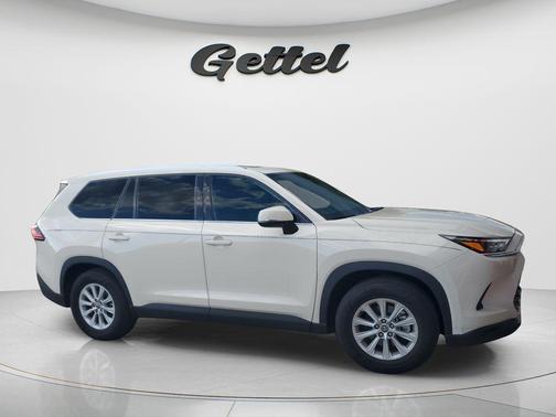 Coastal Cream 2024 Toyota Grand Highlander XLE