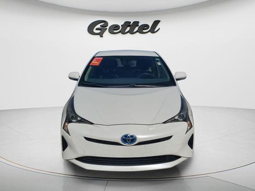 Blizzard Pearl 2016 Toyota Prius Three