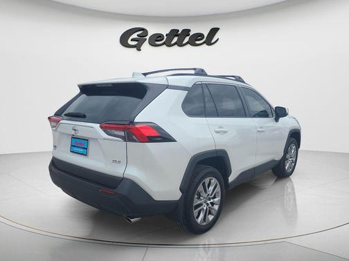 Wind Chill Pearl 2025 Toyota RAV4 XLE Premium