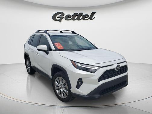 Wind Chill Pearl 2025 Toyota RAV4 XLE Premium