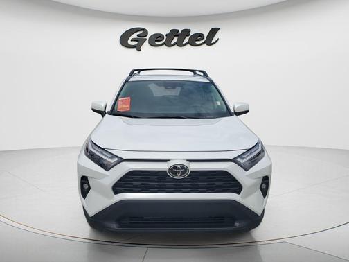 Wind Chill Pearl 2025 Toyota RAV4 XLE Premium