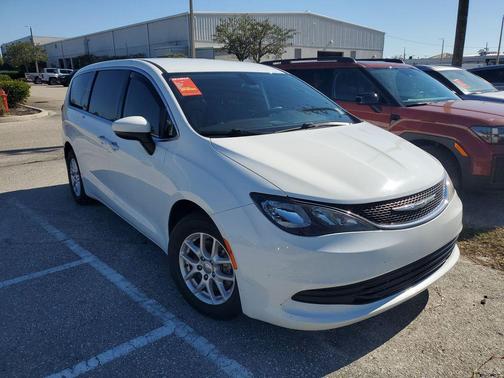2019 Chrysler Pacifica LX