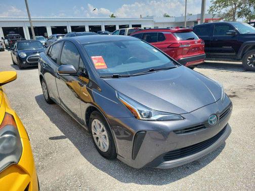 2019 Toyota Prius LE