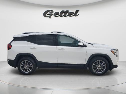 Summit White 2024 GMC Terrain SLT