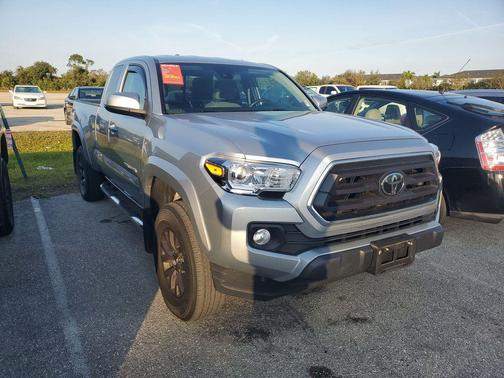 2022 Toyota Tacoma SR5