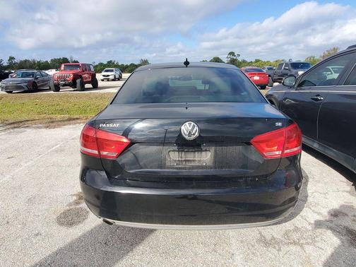 2012 Volkswagen Passat 2.5 SE