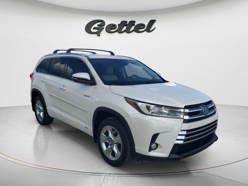 Blizzard Pearl 2018 Toyota Highlander Hybrid Limited