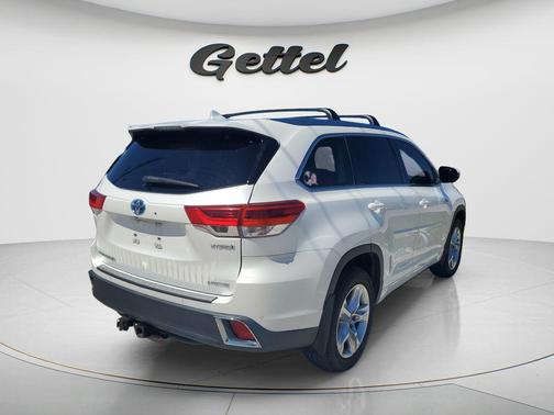 Blizzard Pearl 2018 Toyota Highlander Hybrid Limited