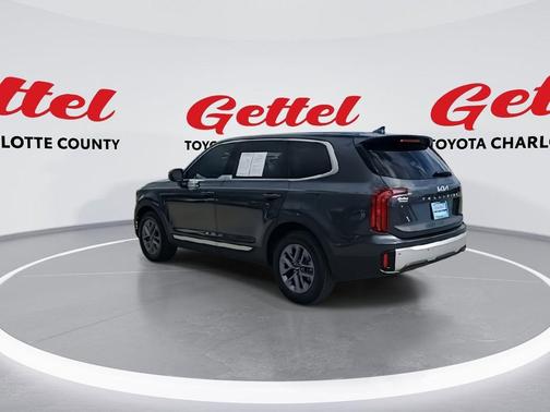 2023 Kia Telluride LX