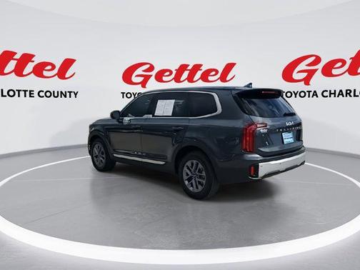 2023 Kia Telluride LX