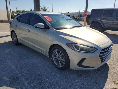 2017 Hyundai ELANTRA SE