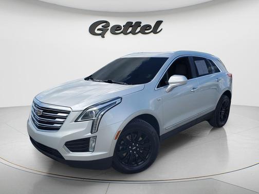 Radiant Silver Metallic 2019 Cadillac XT5 Base