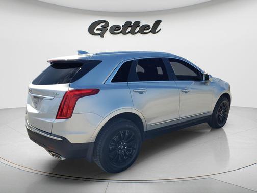Radiant Silver Metallic 2019 Cadillac XT5 Base