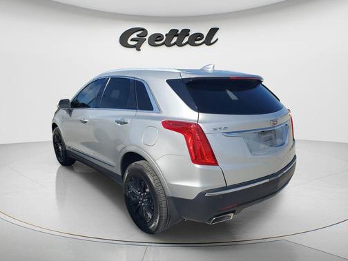 Radiant Silver Metallic 2019 Cadillac XT5 Base