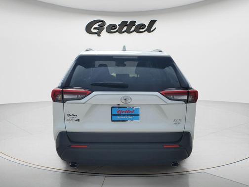 Wind Chill Pearl 2023 Toyota RAV4 XLE Premium