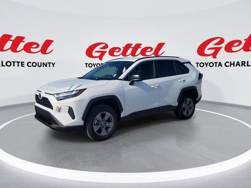 2024 Toyota RAV4 Hybrid SE
