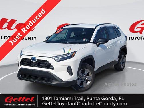 2024 Toyota RAV4 Hybrid SE