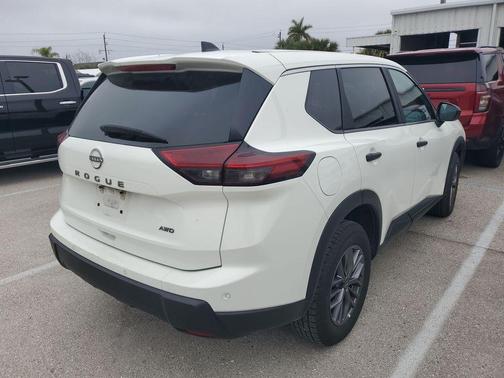 2024 Nissan Rogue S