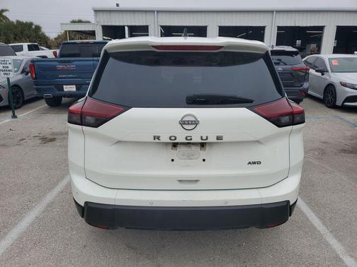 2024 Nissan Rogue S