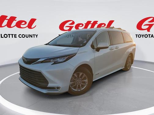 2021 Toyota Sienna XLE 7 Passenger