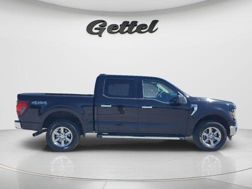 AGATE BLACK METALLIC 2025 Ford F-150 XLT