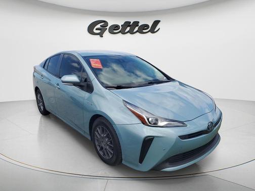 Sea Glass Pearl 2022 Toyota Prius LE