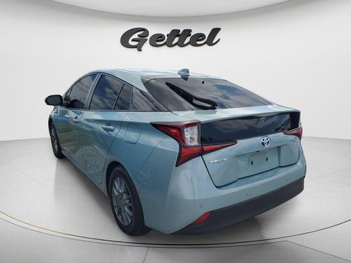 Sea Glass Pearl 2022 Toyota Prius LE