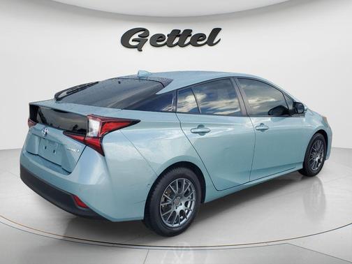 Sea Glass Pearl 2022 Toyota Prius LE