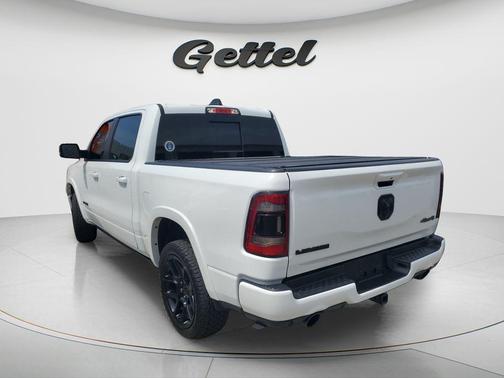 Bright White Clearcoat 2022 RAM 1500 Laramie