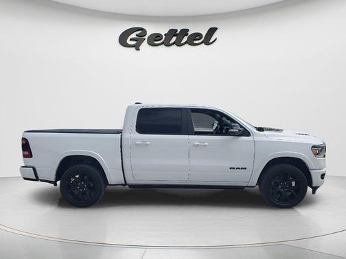 Bright White Clearcoat 2022 RAM 1500 Laramie