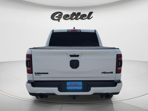 Bright White Clearcoat 2022 RAM 1500 Laramie