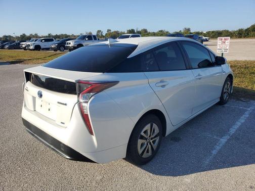 2016 Toyota Prius Two Eco