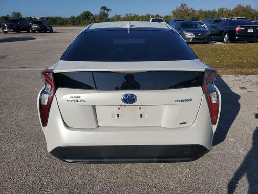 2016 Toyota Prius Two Eco