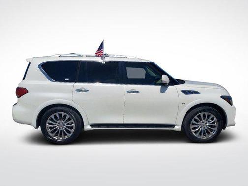 2017 INFINITI QX80 Base