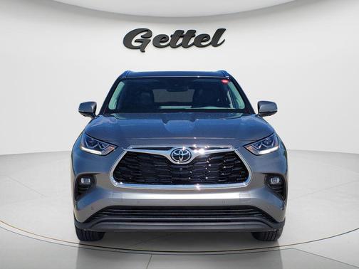 Heavy Metal 2026 Toyota Highlander Hybrid Limited