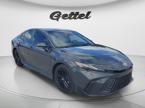 Underground 2025 Toyota Camry SE