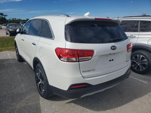 2018 Kia Sorento EX