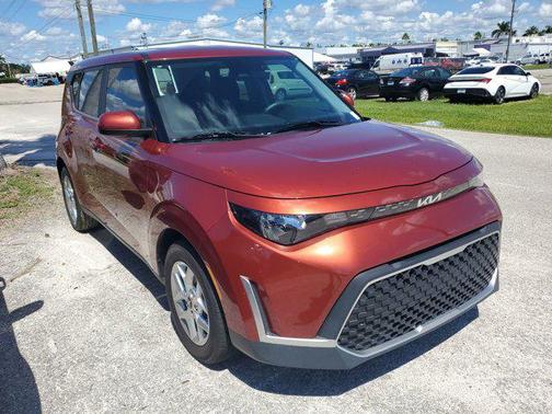 2023 Kia Soul LX