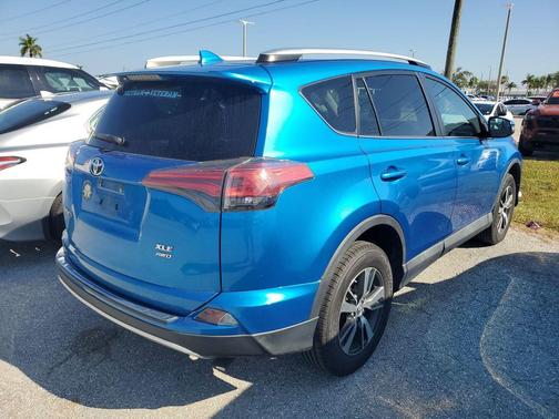 2016 Toyota RAV4 XLE